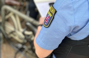 Polizeipräsidium Südhessen: POL-DA: Lorsch: Polizei registriert 47 Fahrräder auf dem Marktplatz
