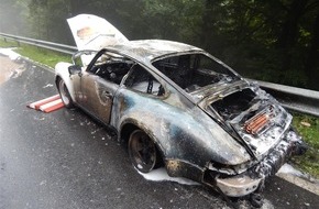 Polizeidirektion Mayen: POL-PDMY: Brand eines Oldtimer-Porsche - Sachschaden 150.000-200.000 Euro
