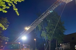 Feuerwehr Sprockhövel: FW-EN: Stromleitung zwischen Schulcontainern abgerissen