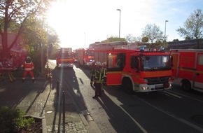 Feuerwehr Mülheim an der Ruhr: FW-MH: 28 Verletzte bei Brand im Hochhaus.
