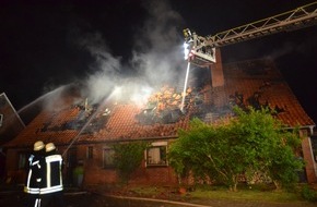 Polizeiinspektion Stade: POL-STD: Wohnhaus in Ruschwedel von Feuer zerstört - Schaden ca. 200.000 Euro