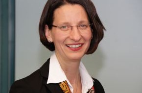 HUK-COBURG: Sarah Rössler zieht in den Vorstand der HUK-COBURG ein (BILD)