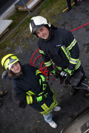 FW Ratingen: Girls-Day bei der Feuerwehr Ratingen - Zukunftstag für Mädchen!