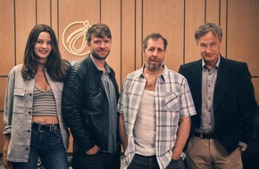 NDR Norddeutscher Rundfunk: Drehstart für „Nordlichter“-Kinofilm „Superbuhei“ mit Oliver Korittke und Silke Bodenbender in Hannover – „Scorpions“-Sänger Klaus Meine als Gaststar