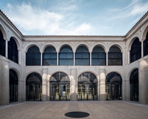 Medienmitteilung Griesser: Moderne Sonnenschutzlösung für historisches spanisches Kloster