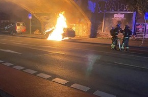 Feuerwehr Dortmund: FW-DO: Fahrzeugbrand unter Brücke - Feuerwehr kann Ausbreitung verhindern