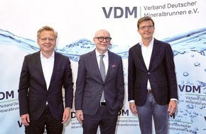 Verband Deutscher Mineralbrunnen (VDM): Nationale Wasserstrategie gelingt nur im Schulterschluss aller Akteure / Wasser für die Lebensmittelwirtschaft ist elementar zur Erfüllung der Daseinsvorsorge