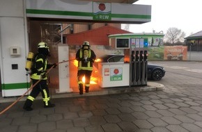 Freiwillige Feuerwehr Lage: FW Lage: Brennt PKW auf Tankstelle - 25.03.2018 - 18:42 Uhr