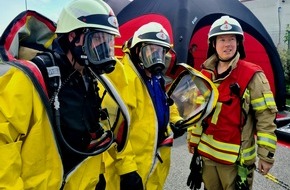 Freiwillige Feuerwehr Lehrte: FW Lehrte: ABC - Einsatz (Groß): Unklarer Stoffaustritt fordert rund 100 Einsatzkräfte.