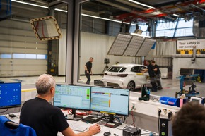 Euro NCAP passt Teststrategie f&uuml;r Fahrzeuge an / Neuer Crashtest bei niedriger Geschwindigkeit und h&ouml;here Anforderungen an Assistenzsysteme
