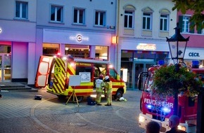 Feuerwehr Ratingen: FW Ratingen: Feuerwehr Ratingen trainiert Einsatz an St. Peter und Paul