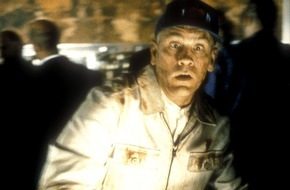 TELE 5: John Malkovich: "Schizophrenie gehört zu meinem Berufsbild"