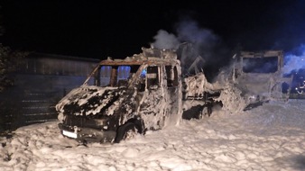 Kreispolizeibehörde Ennepe-Ruhr-Kreis: POL-EN: Breckerfeld- Lkw brennt komplett aus