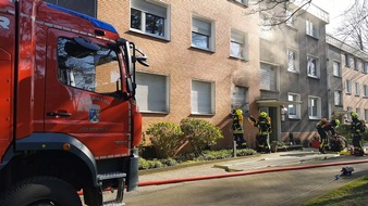 Feuerwehr Oberhausen: FW-OB: Wohnungsbrand im Mehrfamilienhaus