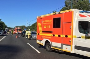 Feuerwehr Mülheim an der Ruhr: FW-MH: Verkehrsunfall auf der A40 mit drei leicht verletzten Personen