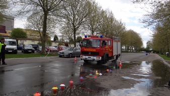 Freiwillige Feuerwehr Kalkar: Feuerwehr Kalkar: Fahrsicherheitstraining der Freiwilligen Feuerwehr Kalkar