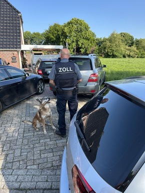 ZOLL-H: Gemeinsame Presseerklärung Staatsanwaltschaft Aurich / Zollfahndungsamt Hannover - Durchsuchungen im Drogenmilieu bei Aurich - Sicherstellung von 1 kg Amphetamin, 1 kg Cannabis und 10.000 Euro Bargeld