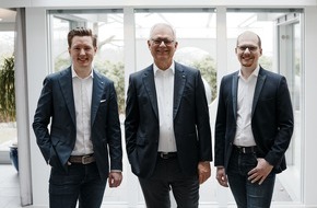 HUF HAUS GmbH & Co. KG: Generationswechsel - HUF HAUS bleibt familiengeführt / Christian und Benedikt Huf übernehmen als Doppelspitze in vierter Generation
