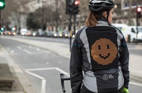 Ford Motor Company Switzerland SA: Ford entwickelt Emoji-Jacke, um das Verständnis zwischen Fahrrad- und Autofahrern zu verbessern