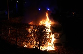 Polizei Düren: POL-DN: Pkw-Brand - Polizei sucht Zeugen