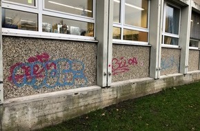 Polizei Steinfurt: POL-ST: Hörstel, Sachbeschädigungen durch Graffiti
