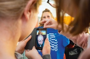 Programm COACHING4FUTURE der Baden-Württemberg Stiftung gGmbH: Mädchen für Technikberufe begeistern (28.06.): Tech-Coaches an Hillerschule Steinheim