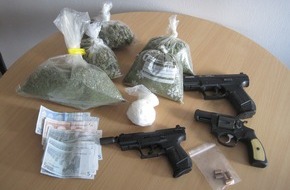 Polizeidirektion Göttingen: POL-GOE: (239/2012) Mutmaßlicher Dealer festgenommen - Polizei findet weitere Drogen in Wohnung