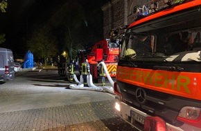 Feuerwehr Mülheim an der Ruhr: FW-MH: Austritt von Hydrauliköl am Wasserkraftwerk löst Umweltalarm aus.