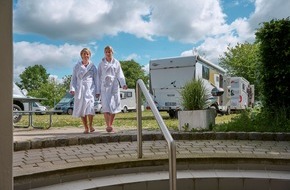 Tourismusverband Ostbayern e.V.: Größte Flexibilität trifft maximales Wohlfühlerlebnis - Die niederbayerischen Thermalbäder sind für wellnessbegeisterte Camper das ideale Reiseziel