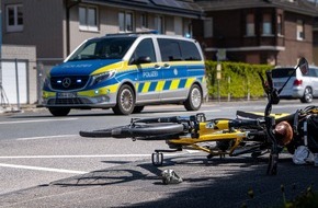 Kreispolizeibeh&ouml;rde Wesel: POL-WES: Wesel - Fahrradfahrer wird bei Verkehrsunfall schwer verletzt