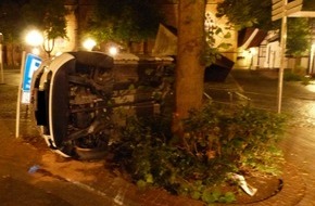 Polizei Minden-Lübbecke: POL-MI: Autofahrerin (28) flüchtet vor der Polizei
