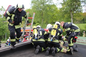 FW-AUR: Grenz&uuml;berschreitende Einsatz&uuml;bung intensiviert Zusammenarbeit