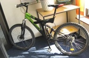 Polizeiinspektion Nienburg / Schaumburg: POL-NI: Eigentümer zu Fahrrad und Benzinkanister gesucht