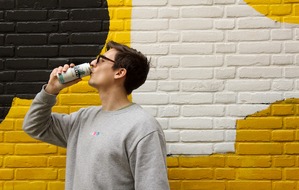 Netzwerk GWÖ-Unternehmen Berlin-Brandenburg (GWU): Zwei neue Getränke mit Gemeinwohl-Qualitäten: Peng Drink und Mr. Seltzy