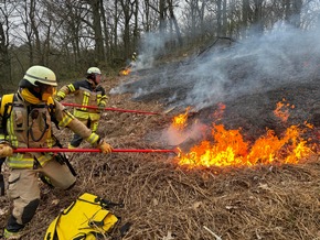 FW-EN: Am Nacken war ein erweiterter L&ouml;schzug im Einsatz.