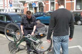 Polizeidirektion Hannover: POL-H: 2132 Fahrräder kontrolliert	Hannover
