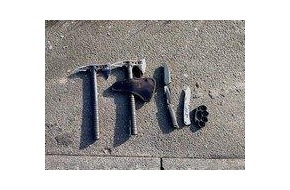 Bundespolizeidirektion Sankt Augustin: BPOL NRW: Axt griffbereit auf dem Beifahrersitz - Bundespolizei stoppt Fahrer auf der BAB 44