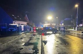 Polizei Coesfeld: POL-COE: D&uuml;lmen, Nordlandwehr, Verkehrsunfall, Frontalzusammensto&szlig; - sieben Personen z.T. lebensgef&auml;hrlich verletzt