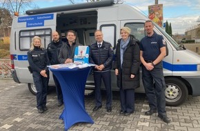 Polizeipräsidium Südosthessen: POL-OF: Beratungsmobil im Einsatz: Rund 50 Bürgergespräche
