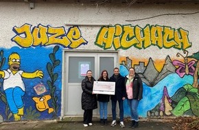 Julius Zorn GmbH: Juzo radelt für den guten Zweck / Spende für das Jugendzentrum Aichach