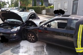 Feuerwehr Wetter (Ruhr): FW-EN: Wetter - Zwei Verkehrsunfälle, Gefahrenbaum und Heimrauchmelder