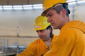 NDR / Das Erste: Raus aus dem Studio: tagesthemen-Sendung live aus Landshut zum Ausstieg aus der Atomenergie