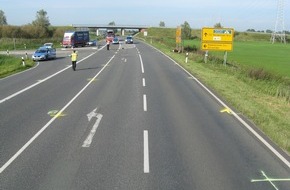 Polizeiinspektion Cuxhaven: POL-CUX: Nachtrags-Pressemitteilung der Polizeiinspektion Cuxhaven/Wesermarsch vom 28. September 2011, 19.15 Uhr.  Tödlicher Verkehrsunfall mit Motorradfahrer und Einbruchdiebstahl aus Fotogeschäft