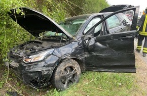 Feuerwehr Dortmund: FW-DO: Ein Verkehrsunfall und eine ausgelöste Brandmeldeanlage im Tunnel Wambel sorgen für Stau auf der B236