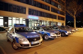 Polizei Rhein-Erft-Kreis: POL-REK: 180312-4: Auto abgebrannt - Erftstadt