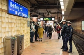Bundespolizeiinspektion Hamburg: BPOL-HH: Dreister Diebstahl: Schlafenden Mann das Smartphone am S-Bahnsteig im Hamburger Hauptbahnhof entwendet-