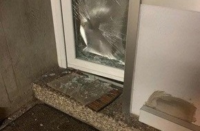 Bundespolizeiinspektion Trier: BPOL-TR: Zwei luxemburgische Jugendliche bedrohen Fahrdienstleiter am Bahnhof Wincheringen