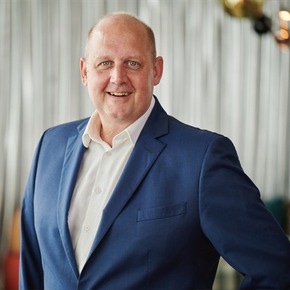 Avani Frankfurt City I Exklusive EINLADUNG zur ELORA Fashion Show 2026