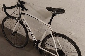Polizeidirektion Lübeck: POL-HL: Lübeck - St. Gertrud / Sichergestelltes Rennrad - Eigentümer gesucht
