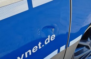 Polizeiinspektion Stralsund: POL-HST: Pferd beschädigt Elektrofunkstreifenwagen auf der Insel Hiddensee